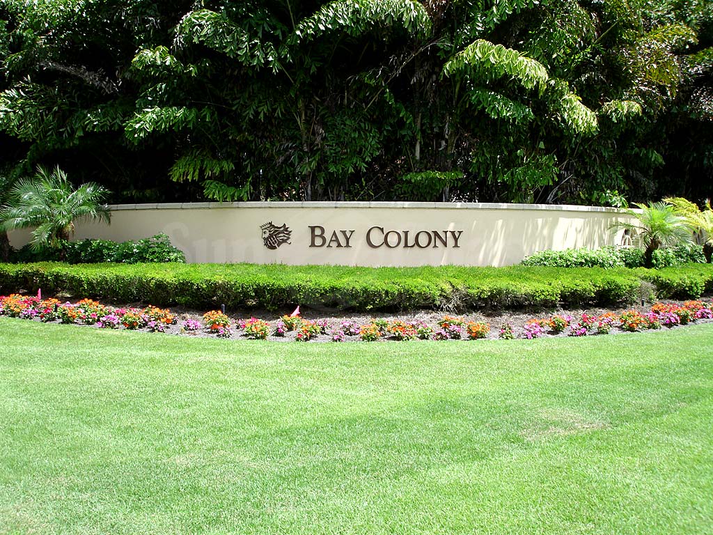 Bay Colony Signage